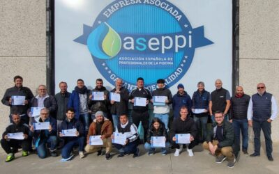 enhorabuena a los asistentes al curso BOMBAS DE CALOR POOLSTAR